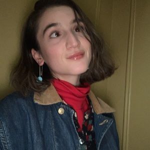 Meet your Posher, Genevieve